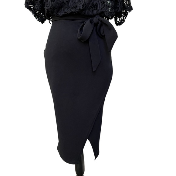 Quiz Dress - Picture 8 of 13